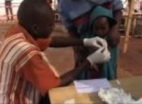 as-kids-get-vaccines-school-resumes-in-bangui-camps
