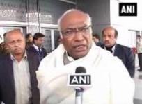 mumbai-dehradun-express-fire-railway-minister-deeply-pained-announces-rs-5-lakh-ex-gratia-to-vic