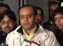 narendra-modi-interacts-with-60-young-volunteers-to-discuss-polls-strategy