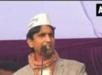 aap-leader-kumar-vishwas-targets-sonia-rahul-in-amethi-rally-part-2