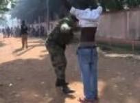 african-union-troops-try-to-disarm-bangui-residents