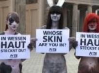peta-take-action-on-first-day-of-berlin-fashion-week