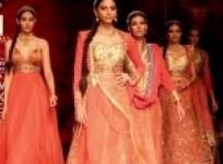 maharaja-of-madrid-meets-indian-princess-in-a-fashionable-soiree