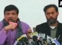 aap-defends-arvind-kejriwals-dharna