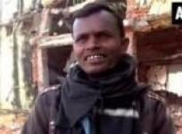 maoists-blast-village-council-house-in-jharkhand-village