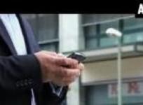 texting-while-walking-can-play-havoc-with-posture-and-balance