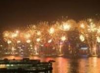 hong-kong-rings-in-year-of-the-horse-with-fireworks