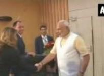 us-envoy-nancy-powell-meets-modi-in-gandhinagar