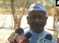 mamata-banerjee-ready-to-accept-17-points-if-comes-to-power-anna-hazare