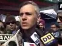 politicos-denounce-kejriwal-for-resignation-over-jan-lokpal-bill
