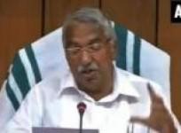 oommen-chandy-denies-lapses-in-italian-marines-case