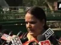 trs-chief-meets-rahul-gandhi-fuels-speculation-about-possible-alliance