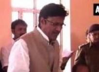 rajendra-rathore-listens-to-peoples-woes-in-dholpur-asks-officials-to-work-for-development