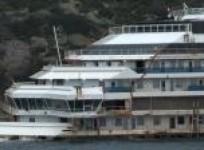 italys-captain-schettino-returns-to-site-of-disaster