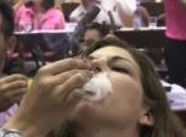cigar-lovers-compete-for-longest-ash-prize-in-cuba