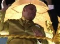 spotlight-falls-on-ronaldo-at-sao-paulo-carnival