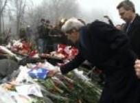john-kerry-paid-tribute-to-fallen-ukrainians-in-kiev