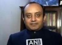 kejriwal-to-meet-modi-bjp-calls-it-strategy-to-get-media-attention