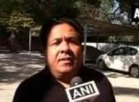 politicos-condemn-ink-attack-on-yogendra-yadav