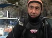 japan-widower-dives-tsunami-waters-to-find-wife