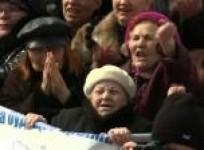 tensions-mount-as-rivals-stage-rallies-in-ukraine