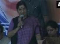 ls-polls-sushma-warns-congress-of-nations-changing-environment