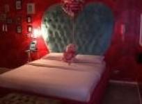 themed-motels-in-chile-a-lucrative-but-discrete-business