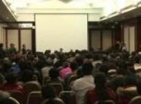 angry-chinese-relatives-cling-to-hope-for-missing-malaysia-jet