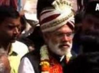 look-alike-of-modi-starts-campaign-for-bjp