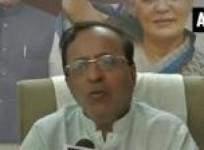 modis-decision-to-fight-from-two-constituencies-highlights-his-insecurity-arjun-modhwadia