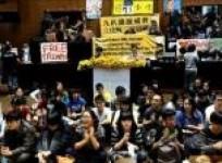 protesters-occupying-taiwans-parliament-issue-ultimatum