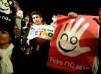 protest-as-colombian-president-removes-bogota-mayor