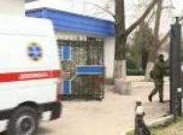 ukrainians-file-out-of-russian-occupied-navy-headquarters