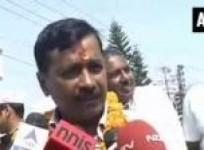 kejriwal-praises-ec-decision-to-put-gas-price-hike-on-hold