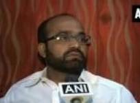 sp-mocks-narendra-modi-with-darr-darr-modi-slogan