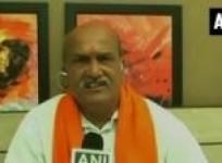 central-bjp-s-decision-to-cancel-membership-wrong-should-be-revoked-pramod-muthalik