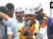 aap-chief-mocks-narendra-modi-challenges-him-to-contest-election-from-one-seat