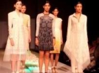 rahul-mishra-steals-the-limelight-at-wifw-14