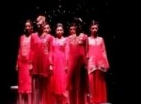 designer-nikasha-romanticises-time-on-the-ramp