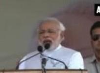 narendra-modi-takes-maharashtra-cotton-farmers-plight-as-poll-agenda-in-akola
