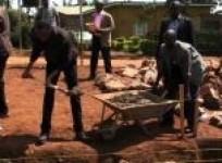 rwandan-president-leads-community-service-work