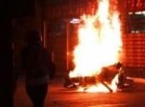 protesters-clash-with-venezuelan-security-forces-in-caracas