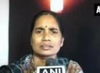 delhi-gang-rape-victims-parents-condemn-mulayam-for-defending-rapists