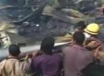 massive-fire-engulfs-vasant-kunj-slum-in-delhi