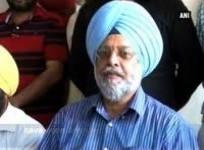 police-in-amritsar-arrest-smugglers-recover-drugs-and-cash