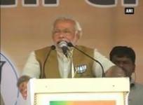modi-takes-turns-to-attack-sp-bsp-and-congress-in-jhansi-rally