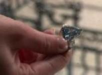 christies-unveils-largest-flawless-blue-diamond