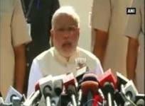 2014-ls-polls-narendra-modi-casts-his-vote