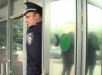 rebels-lift-siege-of-police-hq-in-ukraines-lugansk