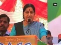 leaders-of-congress-and-bjp-lash-at-each-other-for-staggered-growth-and-development